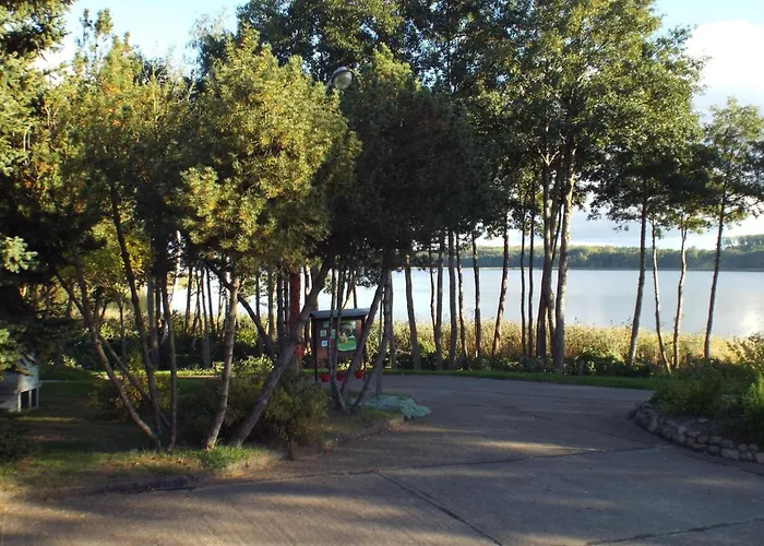 Holiday home Mobile Im Mit Seezugang Dabel